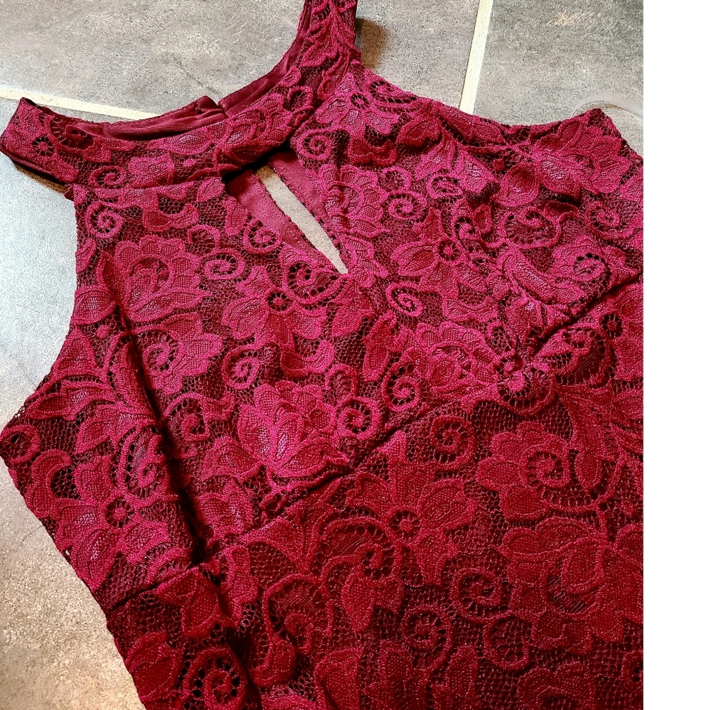 Lace Maxi Dress
